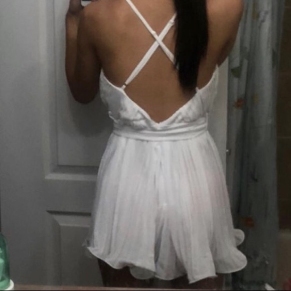 BNWOT Belted Romper - Picture 2 of 8